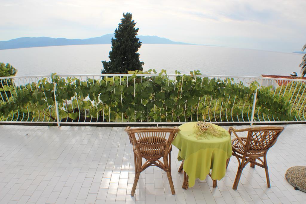 Apartments Mimoza Brist Luaran gambar