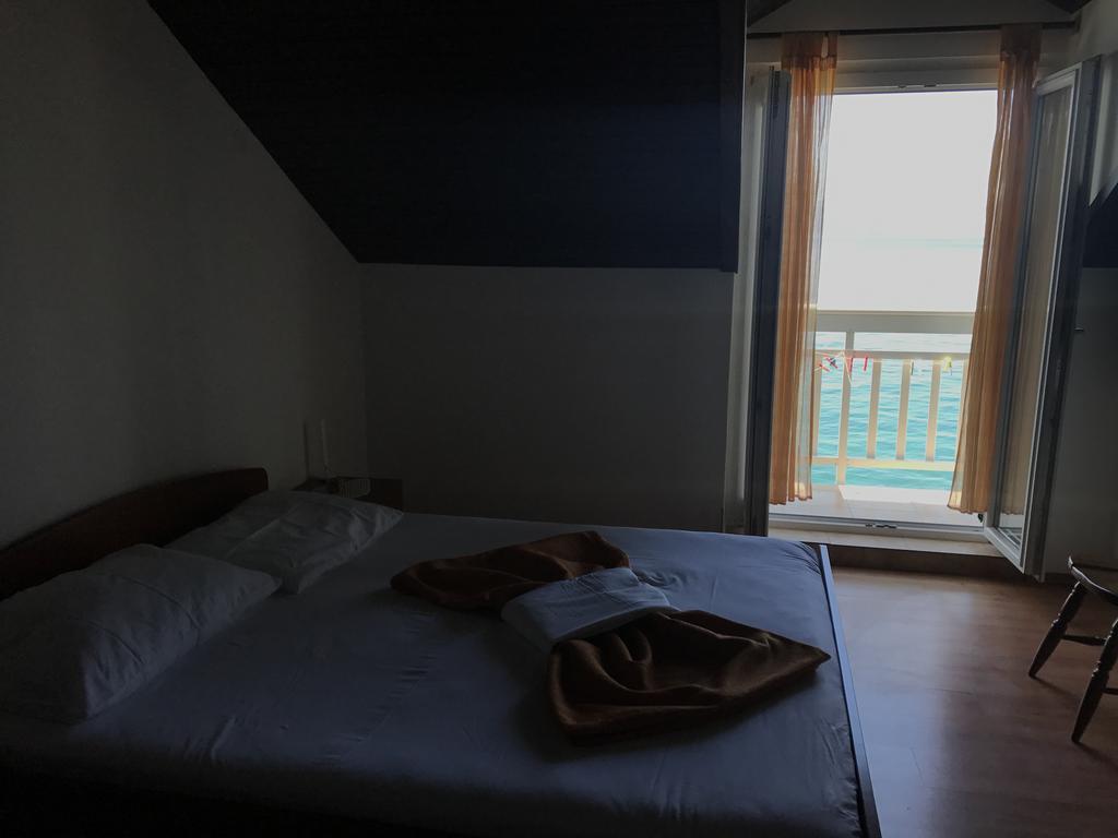 Apartments Mimoza Brist Luaran gambar